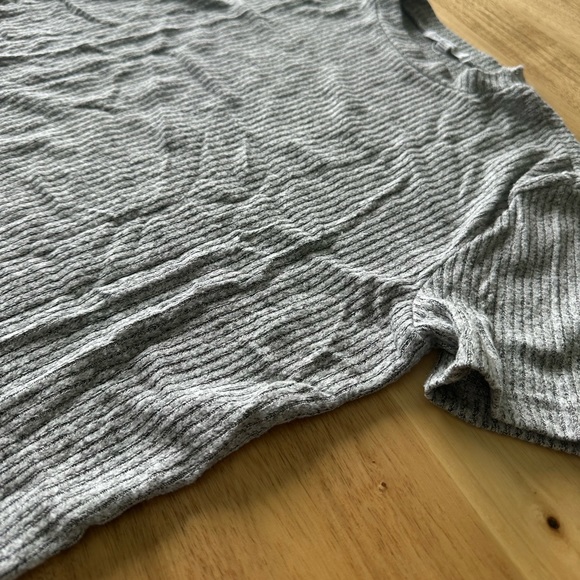 High neck grey t-shirt - Picture 5 of 5